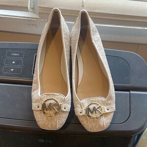 Michael Kors Beige Logo Flats